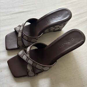 New Coach Wedge Sandal Signature Jacquard Oak/Maple Women’s 9B